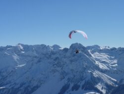 Paragliding Experience Of Thomas