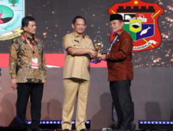 Walikota Kota Tanjungbalai Terima Penghargaan UHC dari BPJS RI